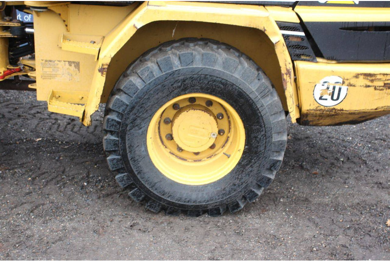 Încărcător frontal pe pneuri Caterpillar 908: Foto 13 Încărcător frontal pe pneuri Caterpillar 908: Foto 13