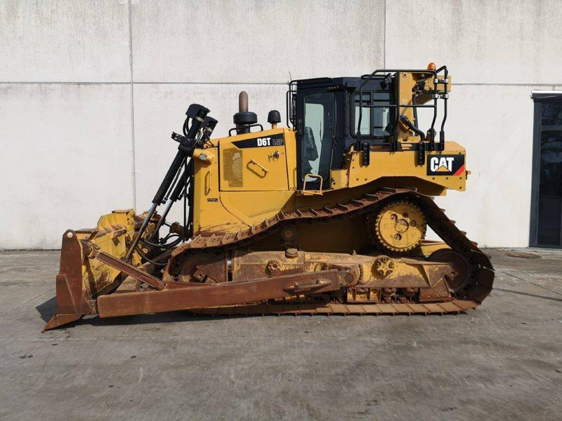 Caterpillar D6T LGP - Buldozer: Foto 1 Caterpillar D6T LGP - Buldozer: Foto 1