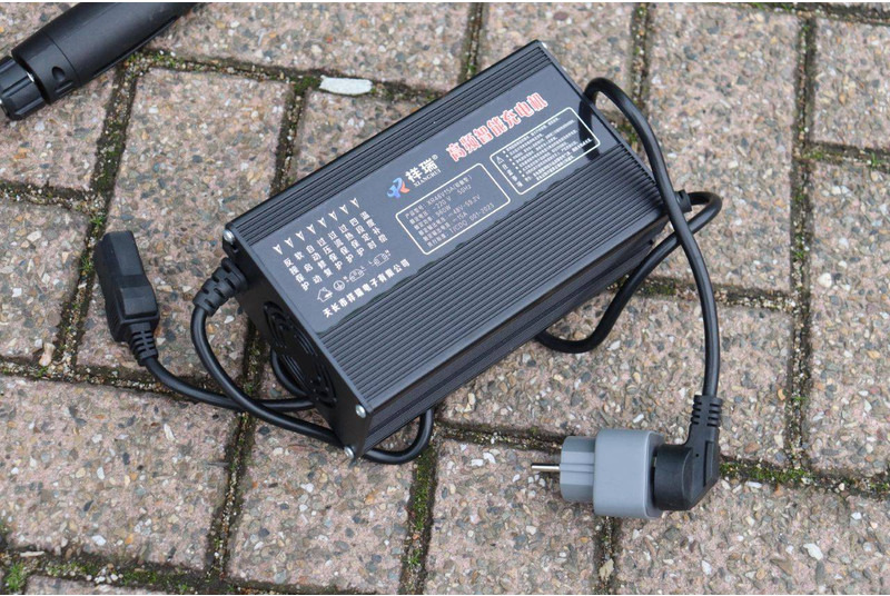 Măturătoare stradală nou D19: Foto 15 Măturătoare stradală nou D19: Foto 15