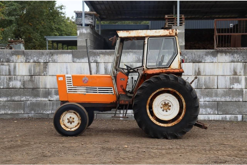 Fiat 780/8 - Tractor agricol: Foto 2 Fiat 780/8 - Tractor agricol: Foto 2