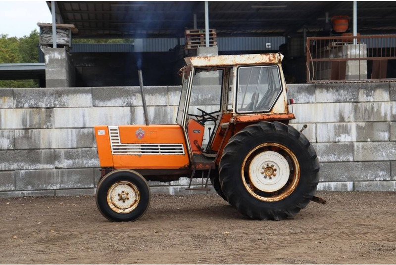 Fiat 780/8 - Tractor agricol: Foto 1 Fiat 780/8 - Tractor agricol: Foto 1
