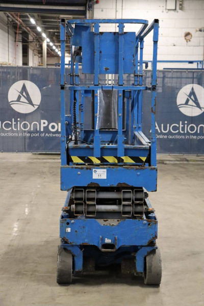 Genie GS-1532 - Platforma foarfeca: Foto 5 Genie GS-1532 - Platforma foarfeca: Foto 5