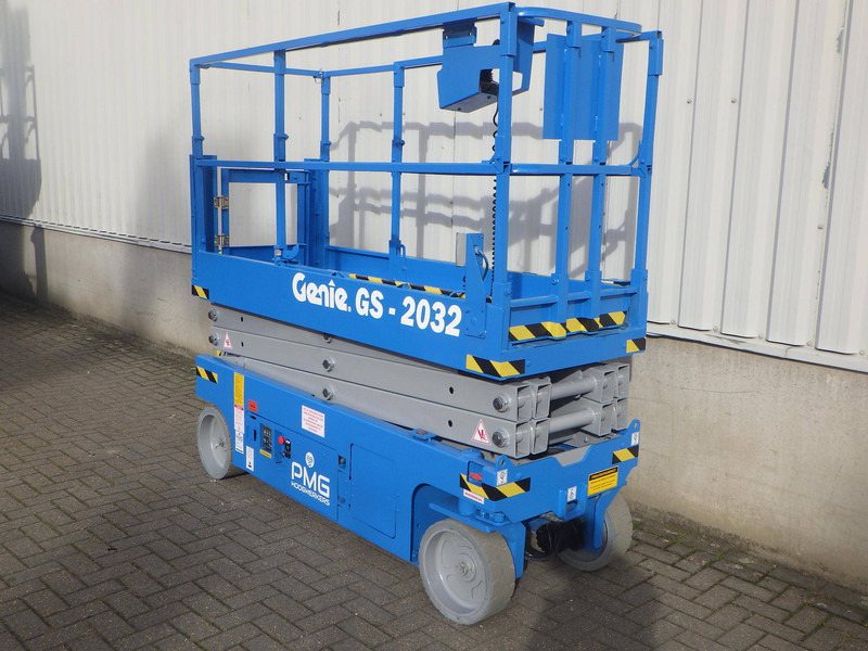 Genie GS-2032 - Platforma foarfeca: Foto 2 Genie GS-2032 - Platforma foarfeca: Foto 2
