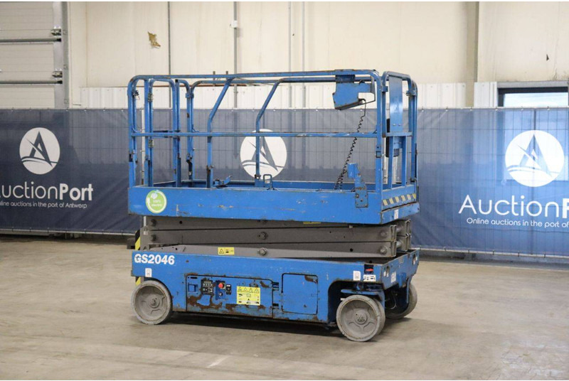 Genie GS-2046 - Platforma foarfeca: Foto 3 Genie GS-2046 - Platforma foarfeca: Foto 3