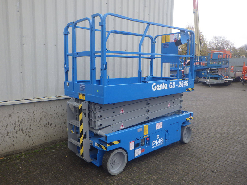 Genie GS-2646 - Platforma foarfeca: Foto 4 Genie GS-2646 - Platforma foarfeca: Foto 4