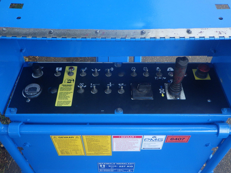 Genie Z-45/25J Bi - Nacela articulata: Foto 5 Genie Z-45/25J Bi - Nacela articulata: Foto 5