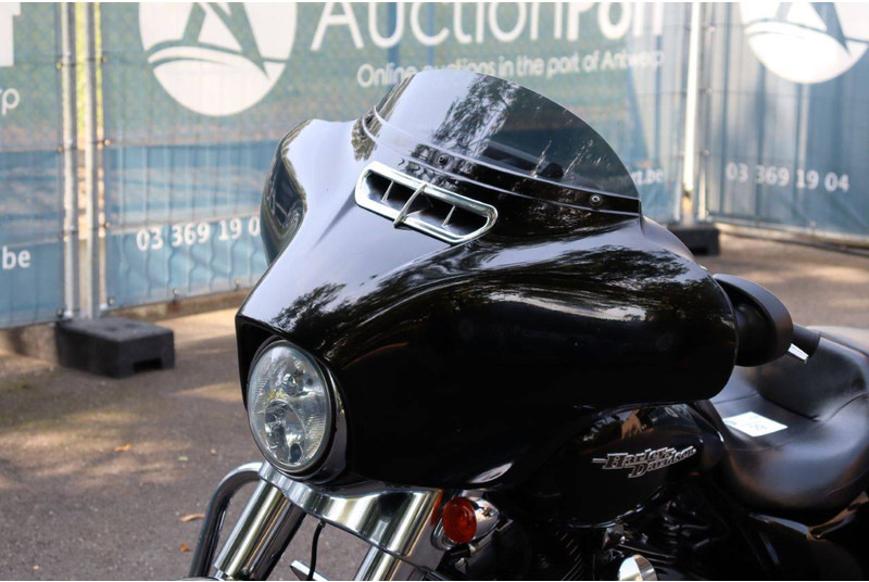 Motocicletă Harley-Davidson Street Glide: Foto 11