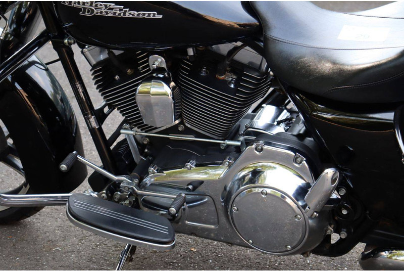 Motocicletă Harley-Davidson Street Glide: Foto 19