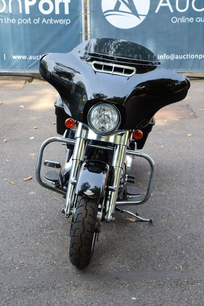 Motocicletă Harley-Davidson Street Glide: Foto 8