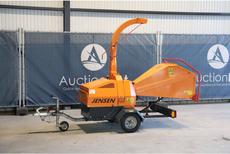 Jensen - Tocător de lemne: Foto 1 Jensen - Tocător de lemne: Foto 1