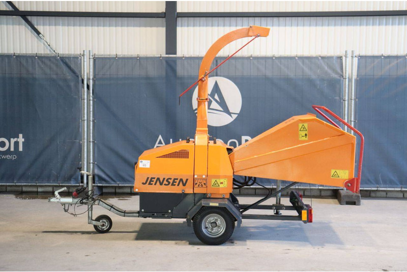 Jensen - Tocător de lemne: Foto 2 Jensen - Tocător de lemne: Foto 2