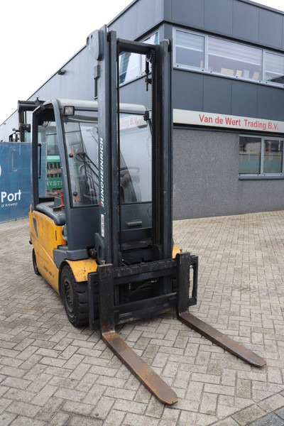 Electrostivuitor Jungheinrich EFG 430: Foto 7 Electrostivuitor Jungheinrich EFG 430: Foto 7