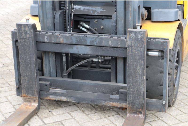 Electrostivuitor Jungheinrich EFG 430: Foto 11 Electrostivuitor Jungheinrich EFG 430: Foto 11