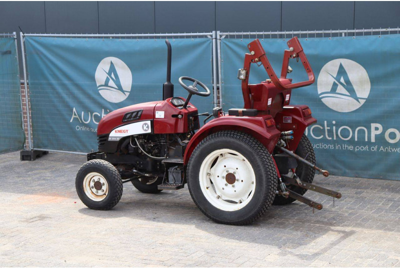 KNEGT DF-254-2 - Tractor agricol: Foto 3 KNEGT DF-254-2 - Tractor agricol: Foto 3