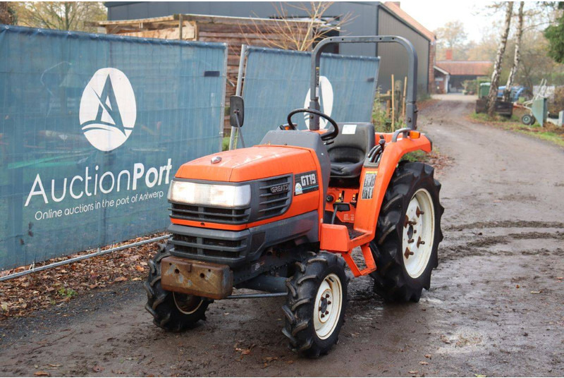 Tractor agricol Kubota GT19: Foto 9
