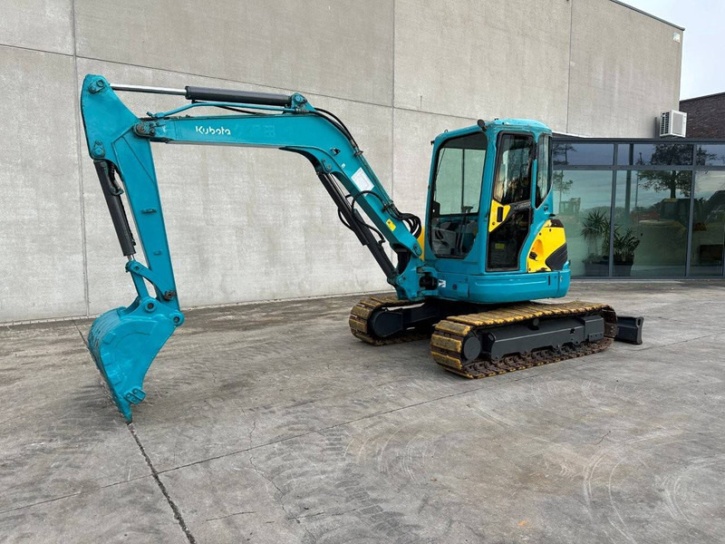 Kubota U50-3 - Excavator pe şenile: Foto 1 Kubota U50-3 - Excavator pe şenile: Foto 1