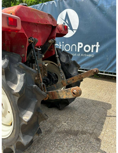 Mitsubishi MT165 - Tractor agricol: Foto 5 Mitsubishi MT165 - Tractor agricol: Foto 5