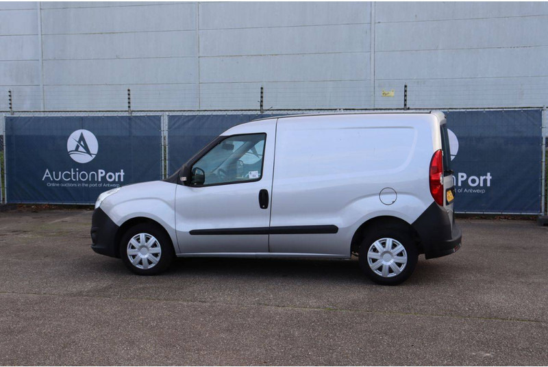 Opel Combo - Dubă: Foto 3 Opel Combo - Dubă: Foto 3