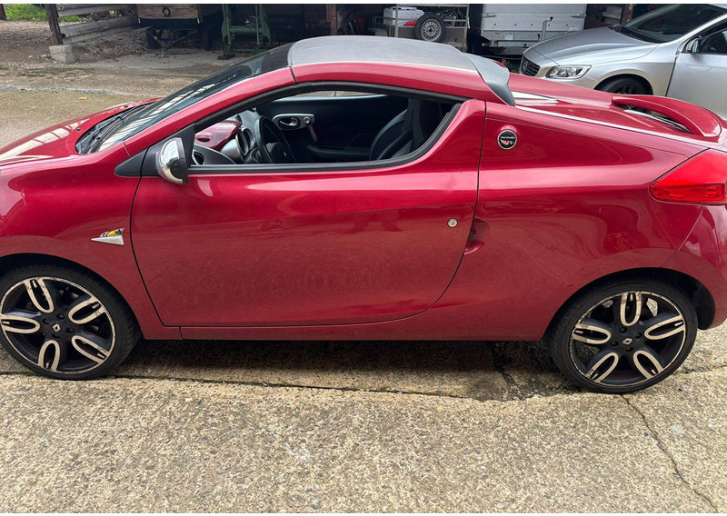 Renault Wind TCe - Berlină/ Sedan: Foto 2 Renault Wind TCe - Berlină/ Sedan: Foto 2