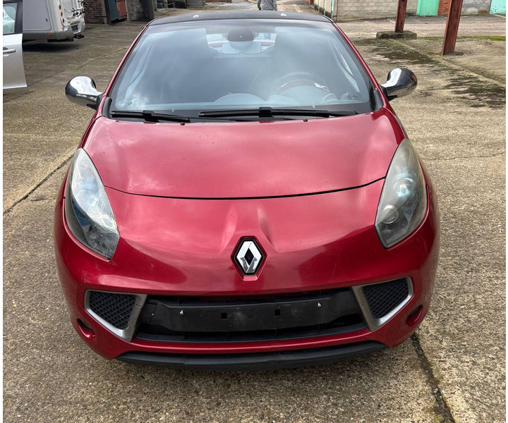 Renault Wind TCe - Berlină/ Sedan: Foto 1 Renault Wind TCe - Berlină/ Sedan: Foto 1