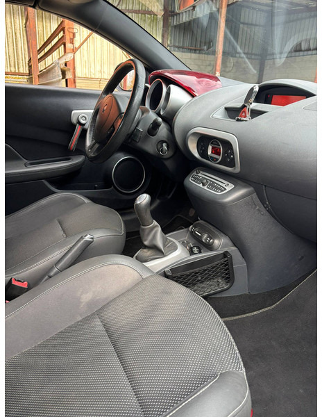 Renault Wind TCe - Berlină/ Sedan: Foto 5 Renault Wind TCe - Berlină/ Sedan: Foto 5