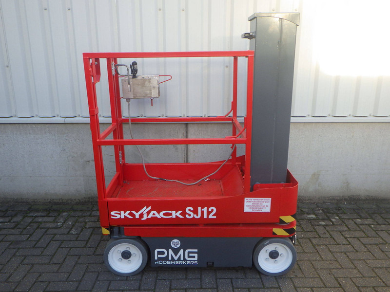Skyjack SJ12 - Platforma foarfeca: Foto 1 Skyjack SJ12 - Platforma foarfeca: Foto 1