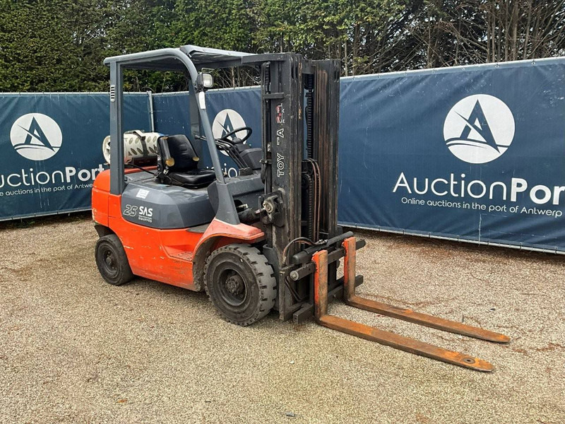 Toyota 42-7FGF25 - Stivuitor GPL: Foto 1 Toyota 42-7FGF25 - Stivuitor GPL: Foto 1