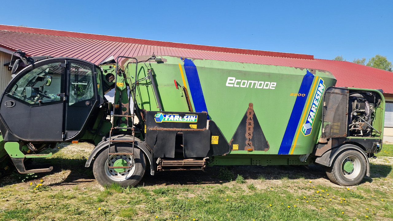 FARESIN Ecomode 2200 - Remorcă distribuit furaje: Foto 1 FARESIN Ecomode 2200 - Remorcă distribuit furaje: Foto 1