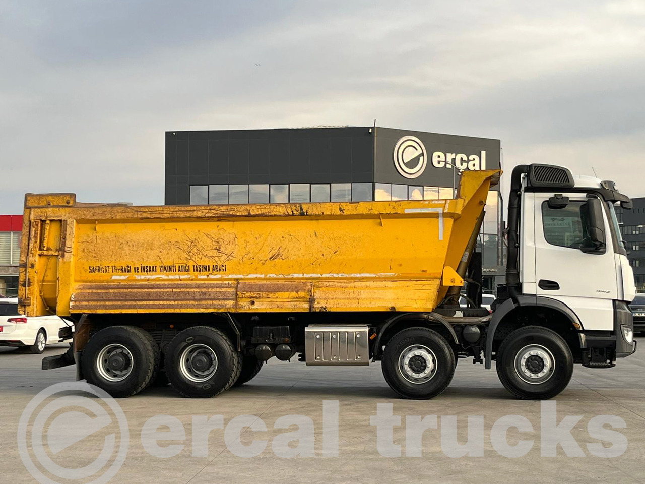 MERCEDES-BENZ 2017 AROCS 4142 MANUAL AC- 8X4 EURO 6-HARDOX TIPPER - Camion basculantă: Foto 4 MERCEDES-BENZ 2017 AROCS 4142 MANUAL AC- 8X4 EURO 6-HARDOX TIPPER - Camion basculantă: Foto 4