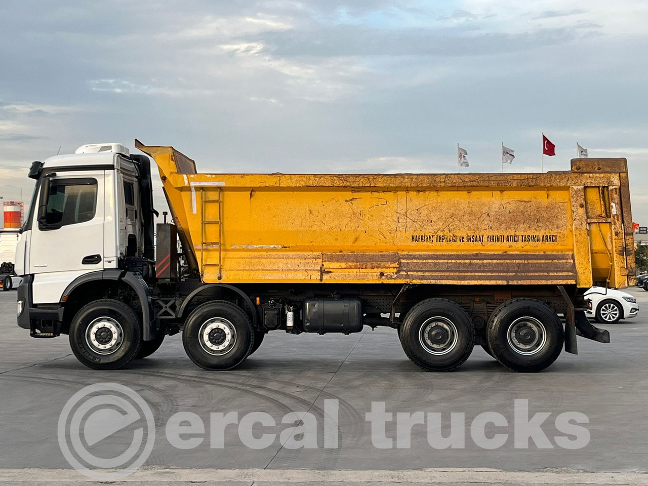 MERCEDES-BENZ 2017 AROCS 4142 MANUAL AC- 8X4 EURO 6-HARDOX TIPPER - Camion basculantă: Foto 5 MERCEDES-BENZ 2017 AROCS 4142 MANUAL AC- 8X4 EURO 6-HARDOX TIPPER - Camion basculantă: Foto 5