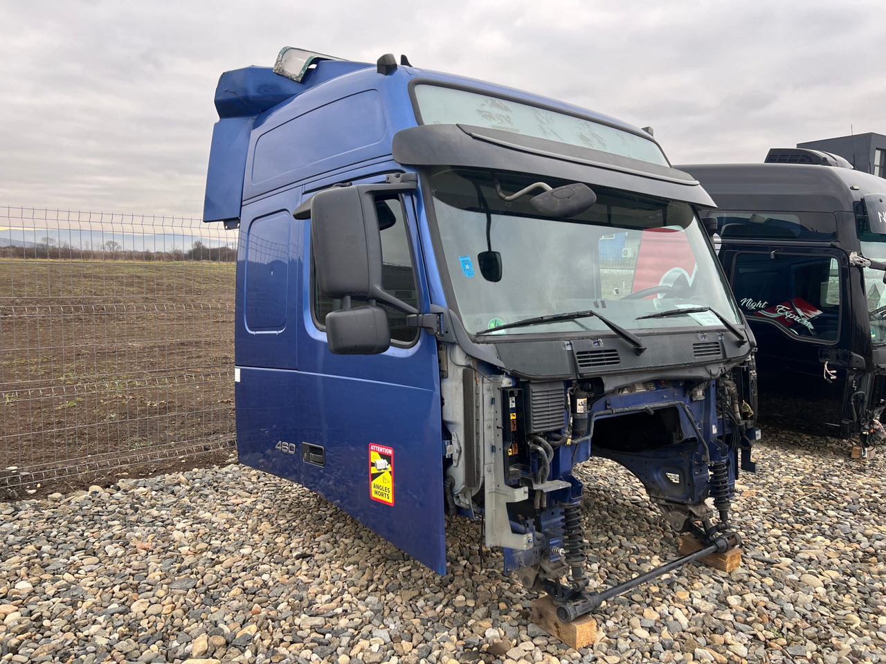 CABINA VOLVO FH13 GLOBETROTTER L2H2 - Cabină pentru Camion: Foto 3 CABINA VOLVO FH13 GLOBETROTTER L2H2 - Cabină pentru Camion: Foto 3