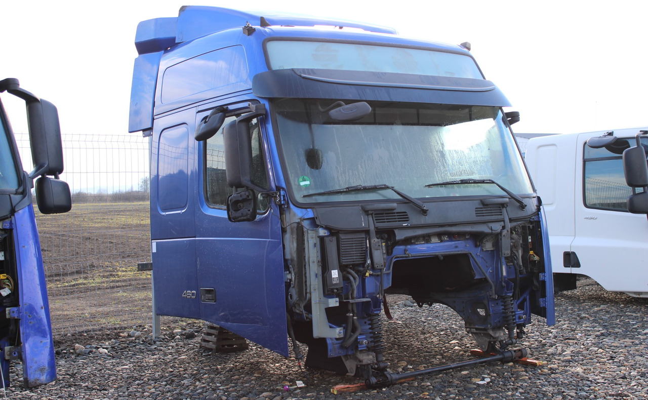 CABINA VOLVO FH13 GLOBETROTTER L2H2 - Cabină pentru Camion: Foto 3 CABINA VOLVO FH13 GLOBETROTTER L2H2 - Cabină pentru Camion: Foto 3