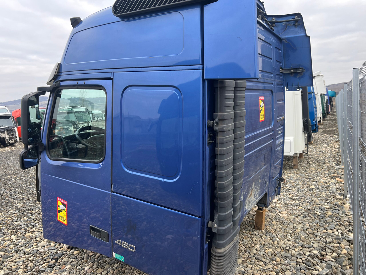 CABINA VOLVO FH13 GLOBETROTTER L2H2 - Cabină pentru Camion: Foto 5 CABINA VOLVO FH13 GLOBETROTTER L2H2 - Cabină pentru Camion: Foto 5