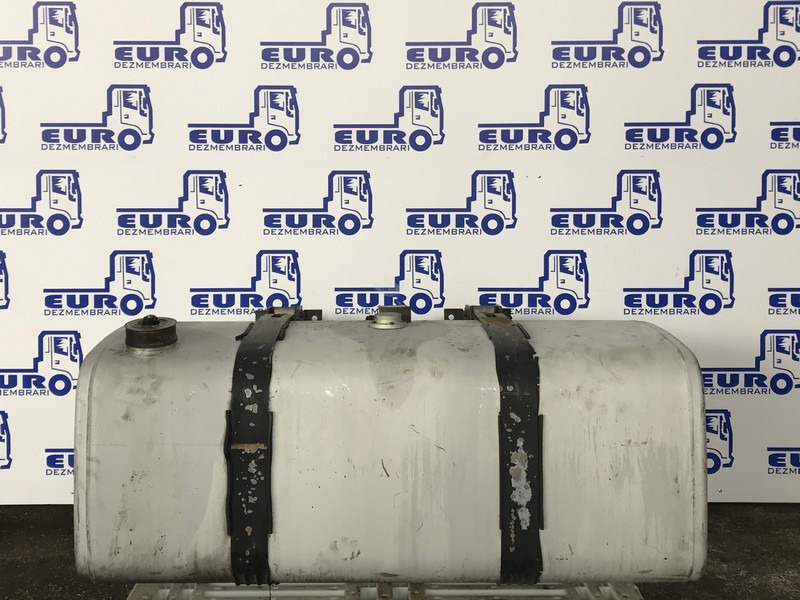 REZERVOR COMBUSTIBIL VOLVO MEGA L=132CM l=68CM H=58CM 22038780 - Rezervor combustibil pentru Camion: Foto 1 REZERVOR COMBUSTIBIL VOLVO MEGA L=132CM l=68CM H=58CM 22038780 - Rezervor combustibil pentru Camion: Foto 1