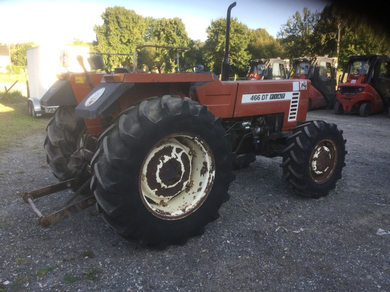 Fiat / Fiatagri 466 dt - Tractor agricol: Foto 4 Fiat / Fiatagri 466 dt - Tractor agricol: Foto 4