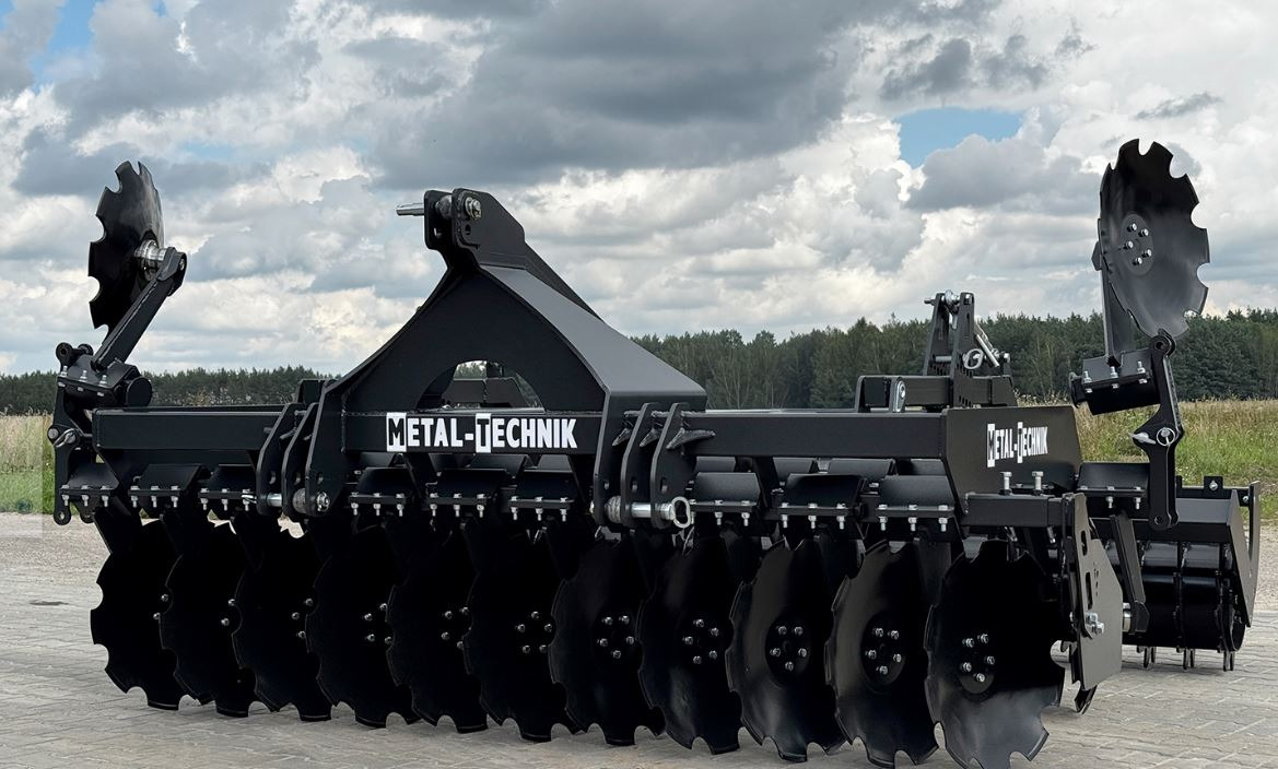 METAL-TECHNIK Brona talerzowa 2,7 m / Scheibenegge / дисковая борона / disc harrow - Grapă cu discuri: Foto 1 METAL-TECHNIK Brona talerzowa 2,7 m / Scheibenegge / дисковая борона / disc harrow - Grapă cu discuri: Foto 1