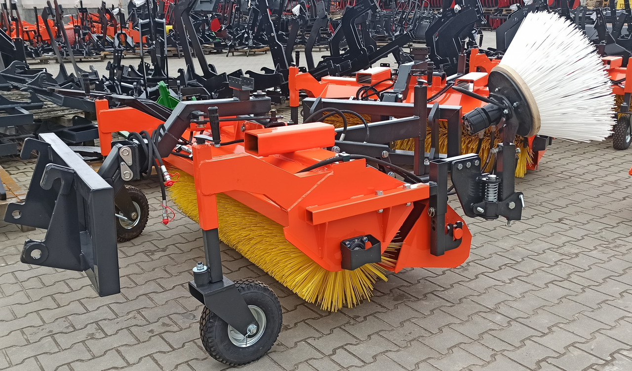 Metal-Technik Zamiatarka TOP MT 1600mm/ Sweeper / Kehrmaschine / Подметальная машина - Perie: Foto 5 Metal-Technik Zamiatarka TOP MT 1600mm/ Sweeper / Kehrmaschine / Подметальная машина - Perie: Foto 5