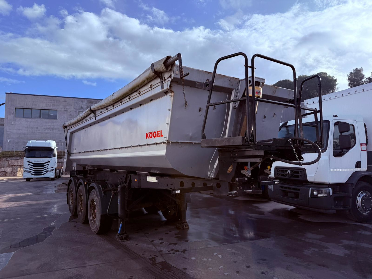 KOGEL SKM24 (Bathtub) - Semiremorcă basculantă: Foto 2 KOGEL SKM24 (Bathtub) - Semiremorcă basculantă: Foto 2