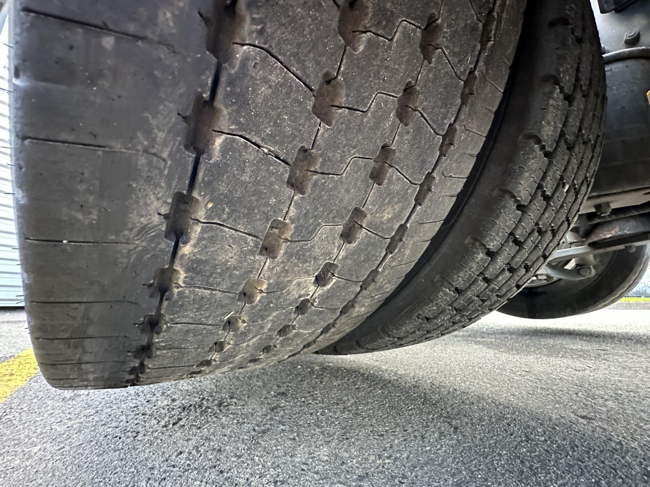 SCANIA S 450 A6x2NB - Cap tractor: Foto 2 SCANIA S 450 A6x2NB - Cap tractor: Foto 2