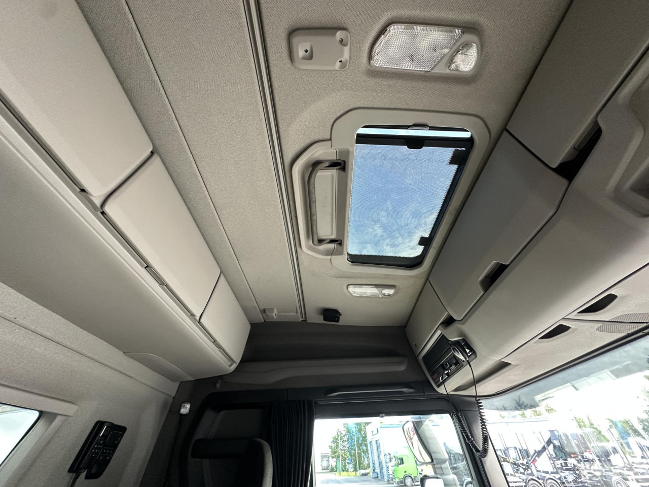 SCANIA R 450 B6x4HA - Camion transport containere/ Swap body: Foto 3 SCANIA R 450 B6x4HA - Camion transport containere/ Swap body: Foto 3