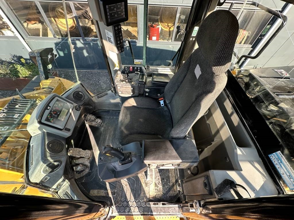 CAT 966 M - Încărcător frontal pe pneuri: Foto 2 CAT 966 M - Încărcător frontal pe pneuri: Foto 2