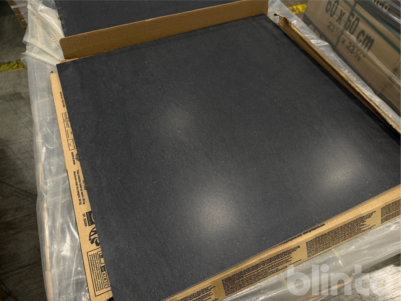 598 m2 - 600x600x8 mm - Echipamente de constructii: Foto 2 598 m2 - 600x600x8 mm - Echipamente de constructii: Foto 2