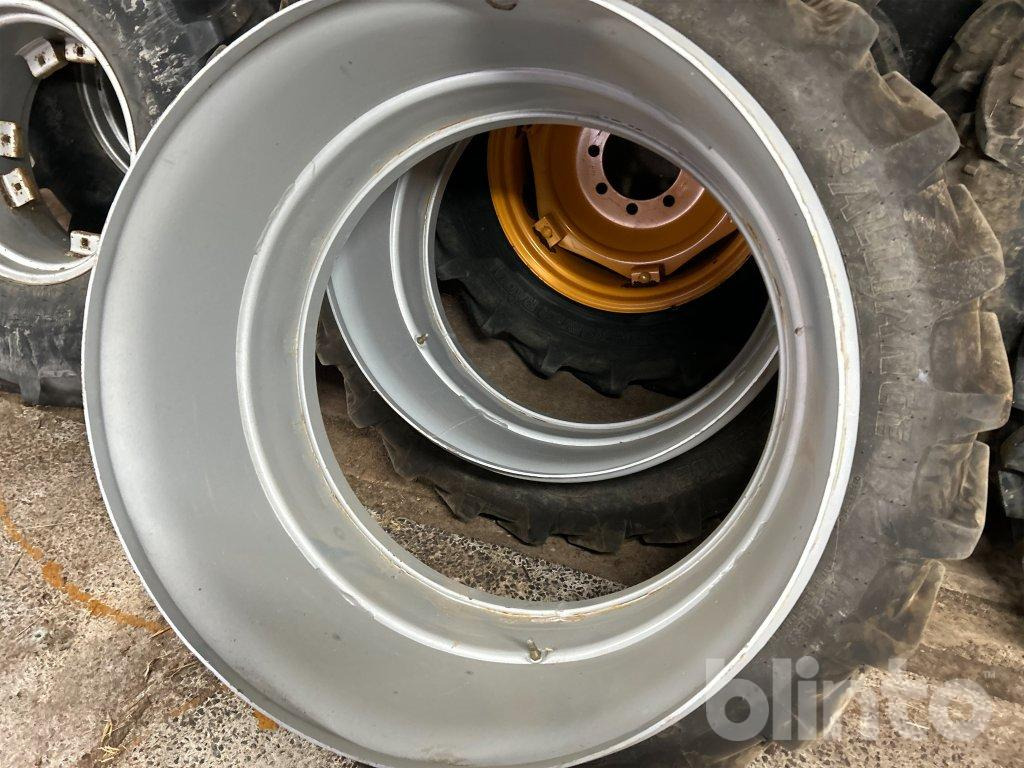 Alliance 270/95 R36 - Roată completă: Foto 2 Alliance 270/95 R36 - Roată completă: Foto 2