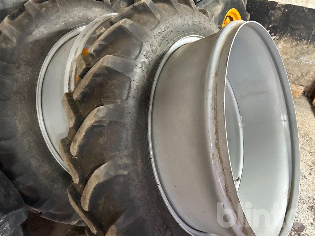 Alliance 270/95 R36 - Roată completă: Foto 3 Alliance 270/95 R36 - Roată completă: Foto 3