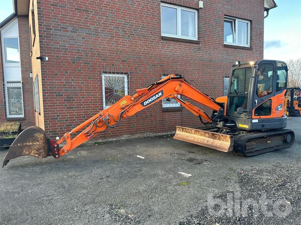 DOOSAN DX 63-3 (2018) - Mini excavator: Foto 1 DOOSAN DX 63-3 (2018) - Mini excavator: Foto 1