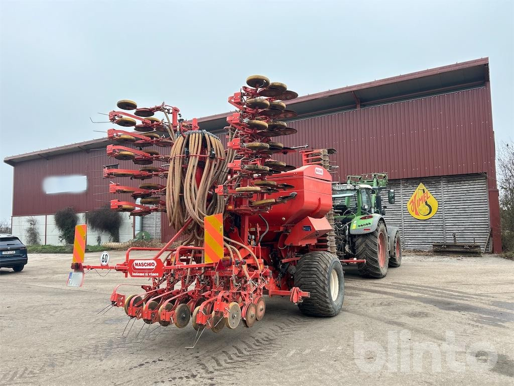 Kreiselegge + pneumatische Säeinheit Maschio Gaspardo (2014 und 2013) - Semănătoare combinată: Foto 1 Kreiselegge + pneumatische Säeinheit Maschio Gaspardo (2014 und 2013) - Semănătoare combinată: Foto 1