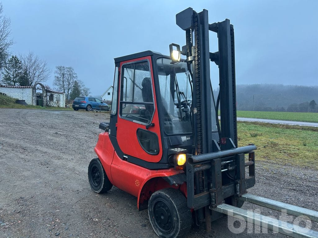 Linde H40D-04 - Stivuitor diesel: Foto 5 Linde H40D-04 - Stivuitor diesel: Foto 5