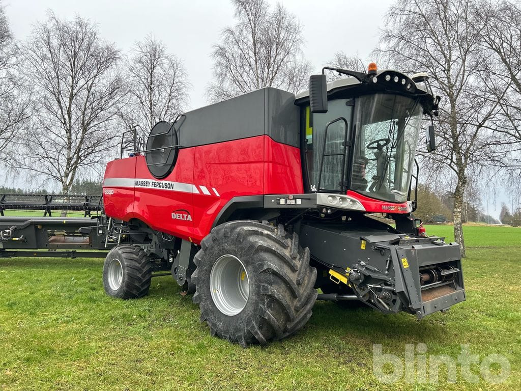 Massey Ferguson 9380 inkl bord & vagn - Combină de recoltat cereale: Foto 1 Massey Ferguson 9380 inkl bord & vagn - Combină de recoltat cereale: Foto 1