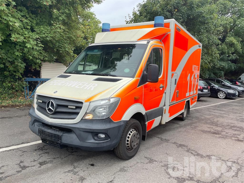 Mercedes Benz Sprinter - Ambulanță: Foto 1 Mercedes Benz Sprinter - Ambulanță: Foto 1
