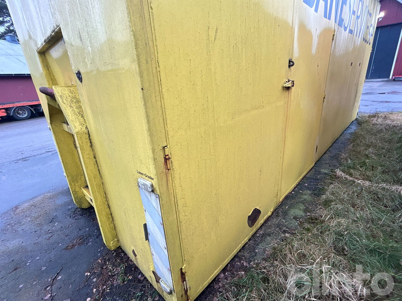 Okänt 50m2 - Container abroll: Foto 5 Okänt 50m2 - Container abroll: Foto 5